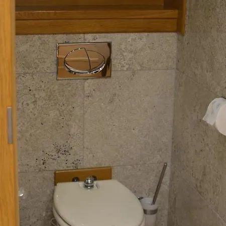 4 * Warszawa